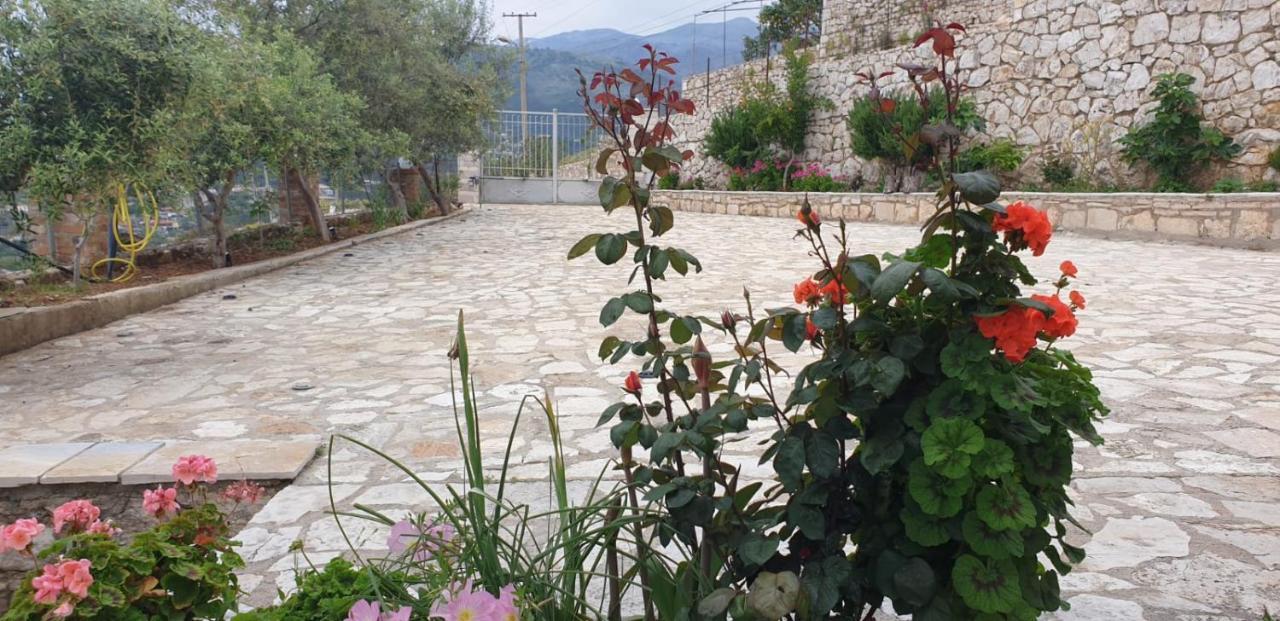 Escape Rooms Himare Exterior foto