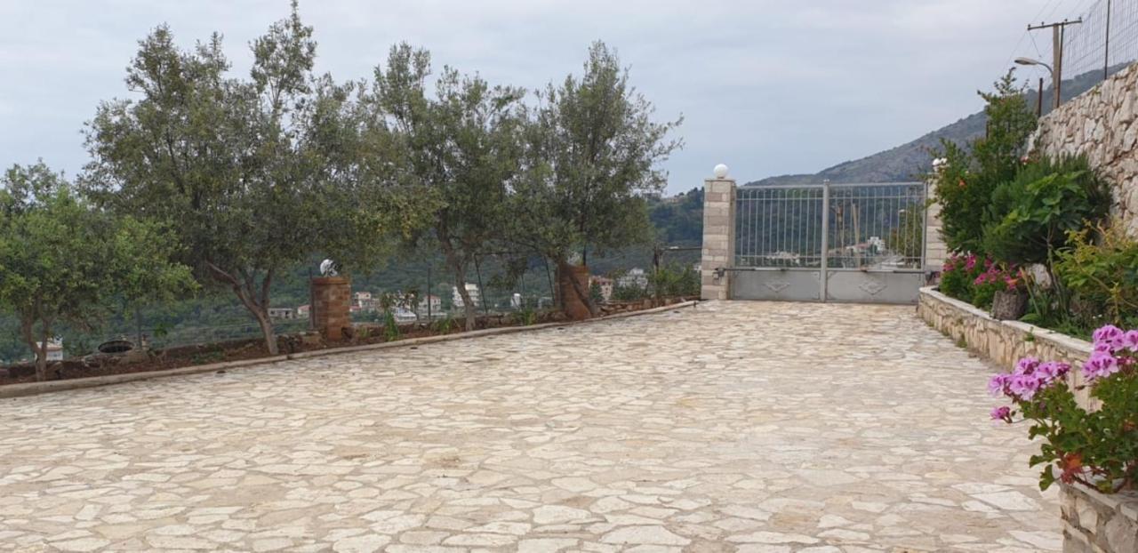 Escape Rooms Himare Exterior foto